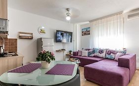 Lake Side Apartments By Zagrebrent